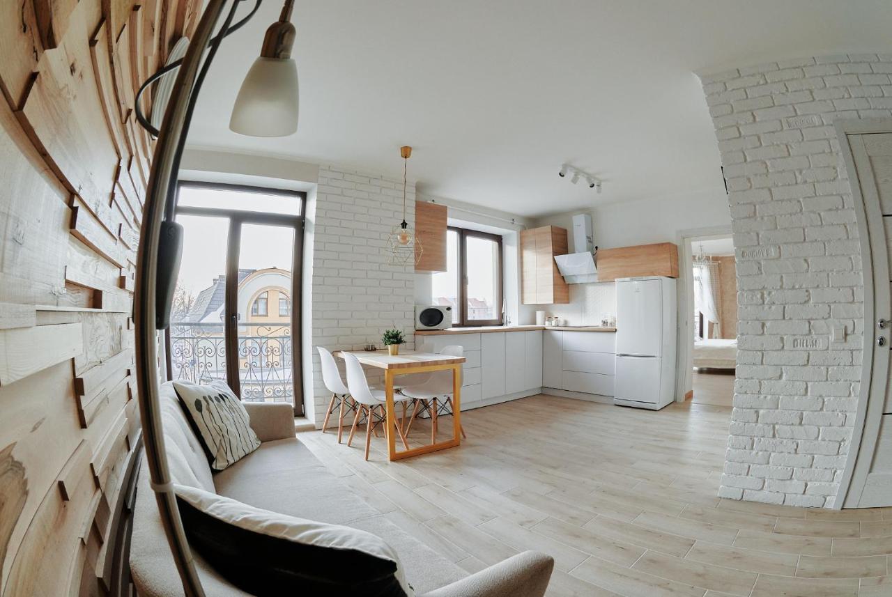 City Centre Apartment Kolomyia Bagian luar foto